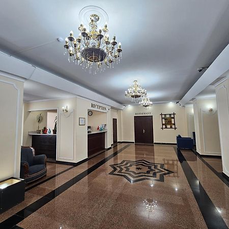 Yassy Hotel, Turkistan Esterno foto