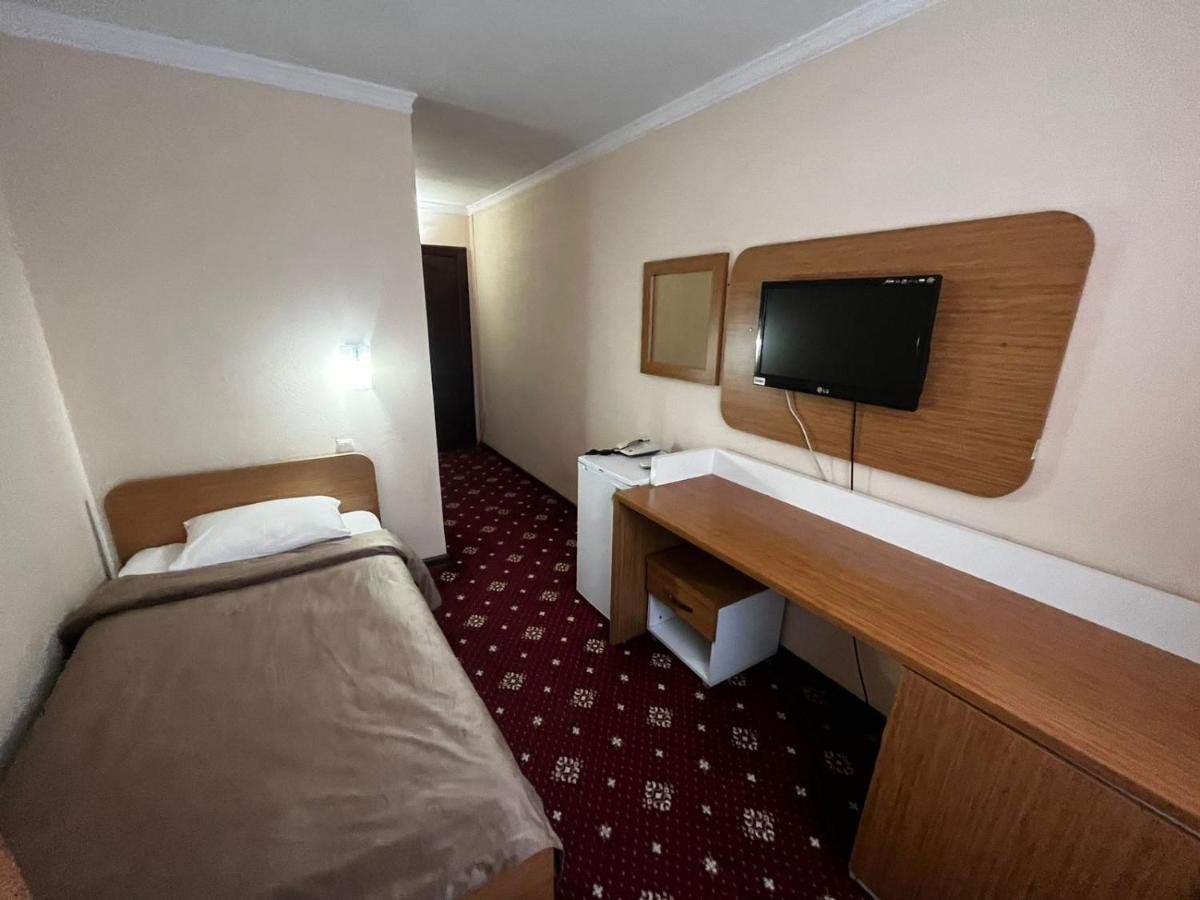 Yassy Hotel, Turkistan Esterno foto