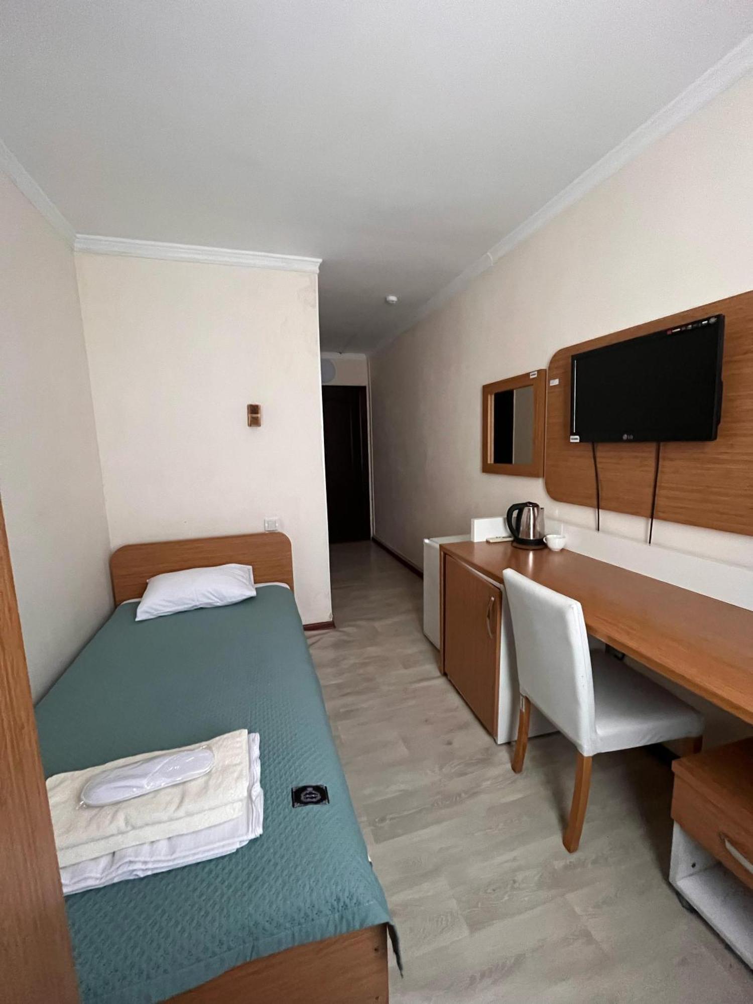 Yassy Hotel, Turkistan Esterno foto